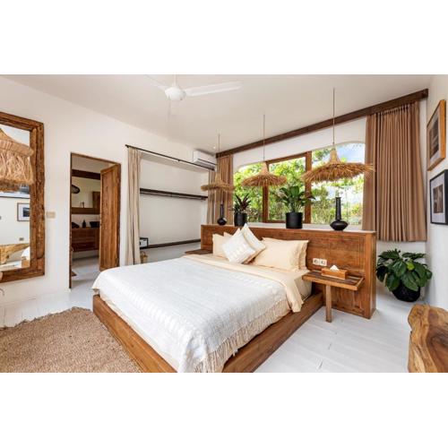 Villa Senya - Bali Bliss 3BR Mediterranean Escape with Private Pool, Stylish Retreat Between Seminyak & Canggu