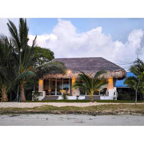 Villa Sereno Beachfront Koh Samui, Nathon Pier