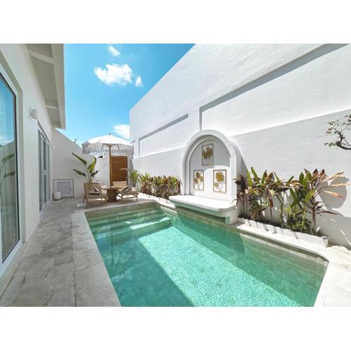 Villa Serenova - Canggu New Villa Rooftop and Cozy Vibes