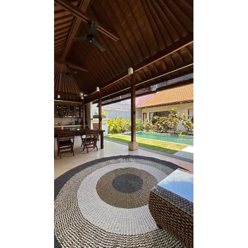 Villa Silver
