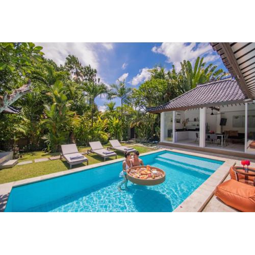 Villa Sitara, Sitara Villa Group