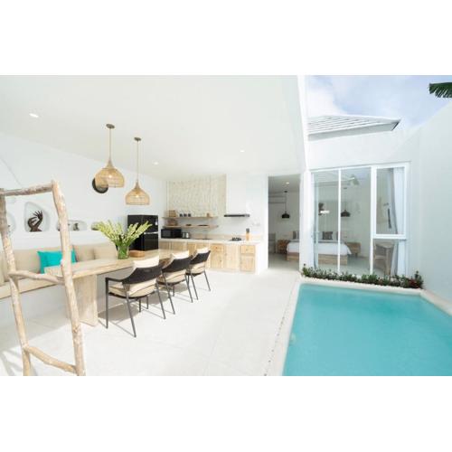 Villa Solanara - New Exquisite 2BR Mediterranean