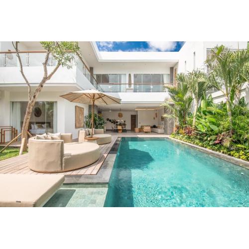 Villa Solea 2 4br Villa 400 To Finns Canggu