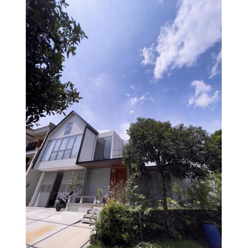 Villa Syariah Bandung Banget