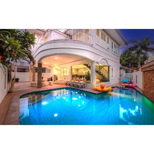 Villa T near Walking Street electricity included