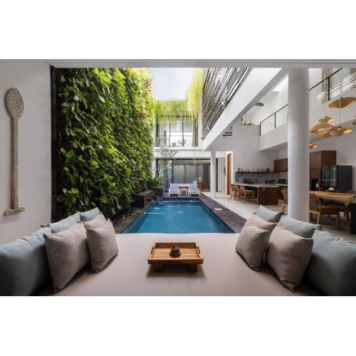 Villa Talisman - Luxury Rooftop Canggu Villa Only 5 mins to Beach