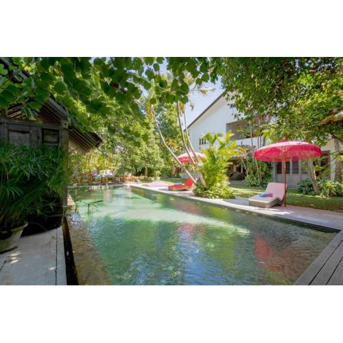 Villa Tap - Private 6BR Tropical Paradise Minutes to the Beach