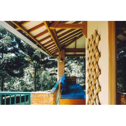 Villa Teras Makati 4BR near Curug Nangka