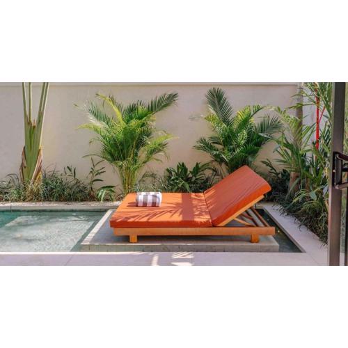 Villa Tik, Near Beach w Sunny Balcony