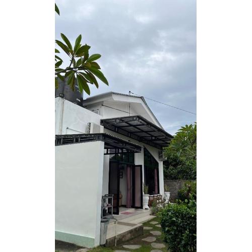 Villa Trisna Penarungan, Singaraja - Bali