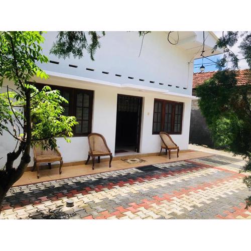 Villa Tropical by Dilmith