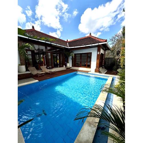 Villa Umawake bungalows by Fave Jaya Residences