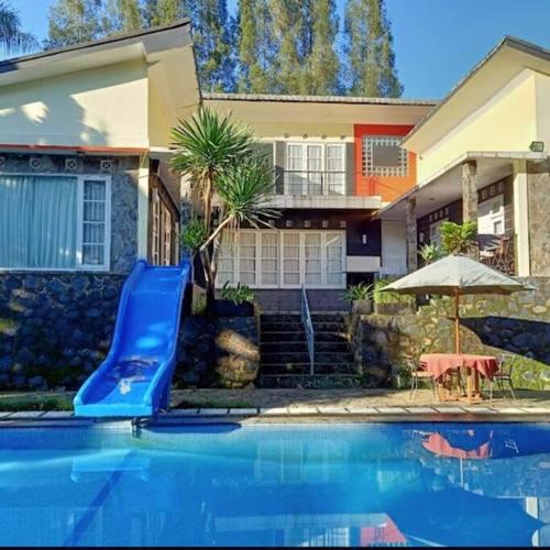 Villa utama pondok yedidah