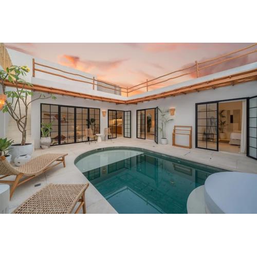 Villa Valeria - Mediterranean Style 2 BR Villa in Canggu