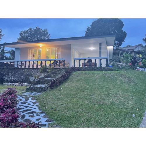 Villa Vancouver by Villa Gue Aja