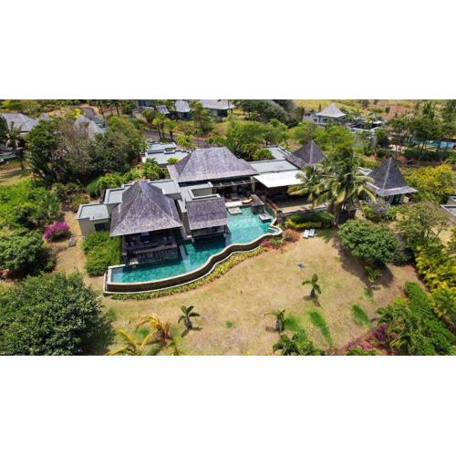 Villa Vanda by Oazure