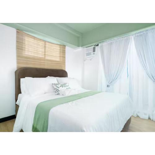 Villa Verde, Tivoli Garden Residences