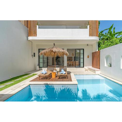 Villa Veya - Trendy Tropical 2BR Villa in Canggu