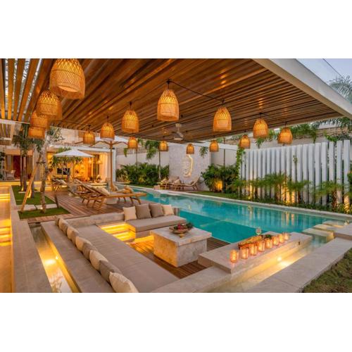 Villa Vida : Luxurious New Designer Villa Next to the Beach