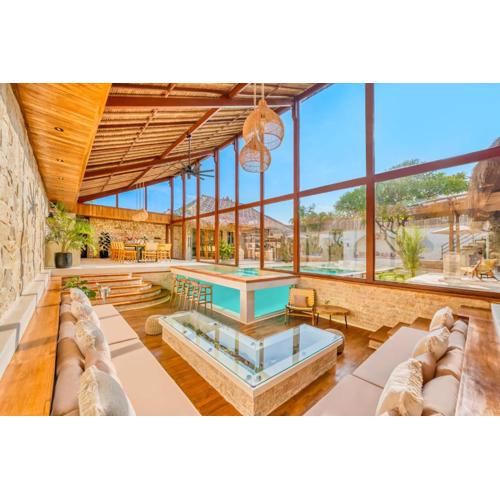 Villa Vienna - New 8BDR Jacuzzi Sauna and Cinema