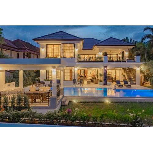 Villa Viola 7 Bedroom, Fully Staffed, on the Golf Course