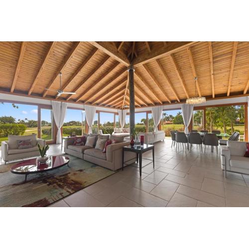 Villa with golf course views