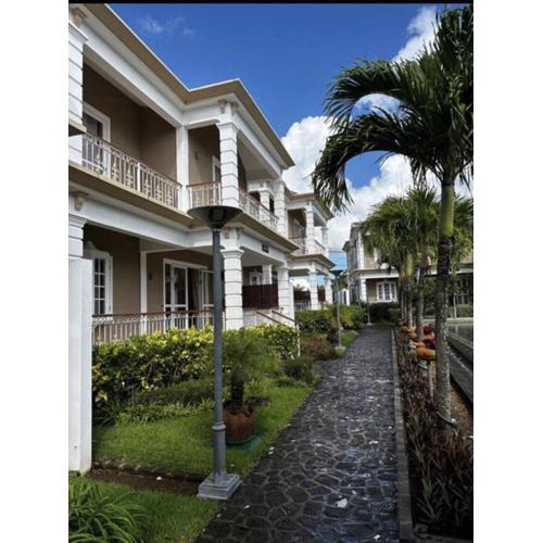 Villa with Pool and Garden