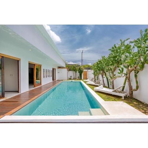 Villa Wuizy By DreamAwayBali
