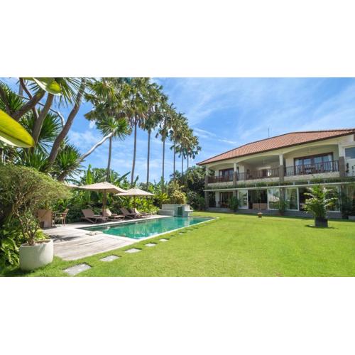 Villa Yenian by Villa Finder