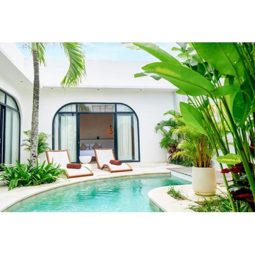 Villa Zafira at Bingin Sentosa