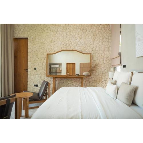 Villa Zara Spacious, Chic and Classy 2 Bedroom Home 5 minutes from Uluwatu Cliff Edge