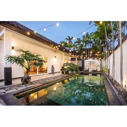 Villa Zebra Walking Distance to Potato Head