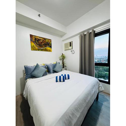 Vinia Infinity Studio 1 Near Malls with WiFi and Netflix