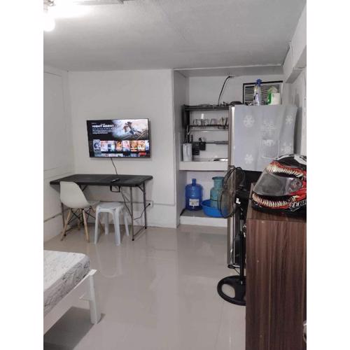 Vin's Place Studio near DRMC USeP