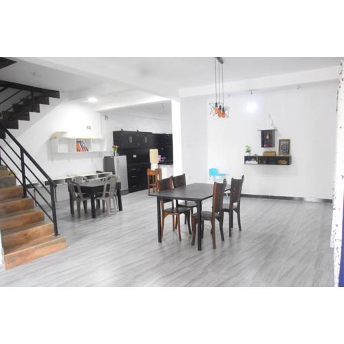 Vishaka Holiday Home