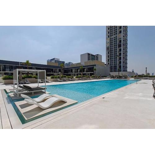 Vogue Binghatti Corner, JVC, Brand New Apartment, Amazing Big Pool Access, 7 Mins to Sky Dubai, 3 Mins to Circle Mall
