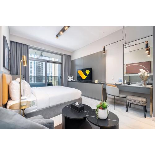 VOGUE MAG318 Downtown Dubai Skyline View with Steps from Burj Khalifa and Dubai Mall