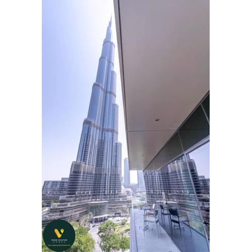 Vogue Stylish Stay Address Opera by Emaar, Downtown Dubai Luxury Apartment with Pool, Gym & Burj Khalifa Views