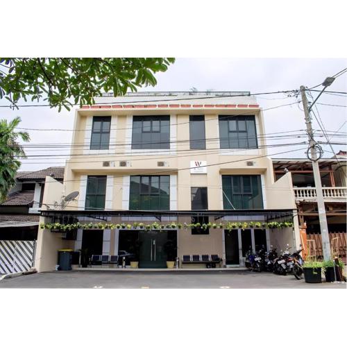 W Home Express Tebet