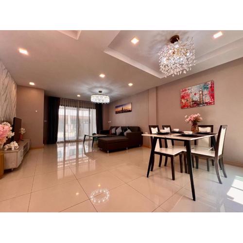 w2威尼斯轻奢联排3卧别墅