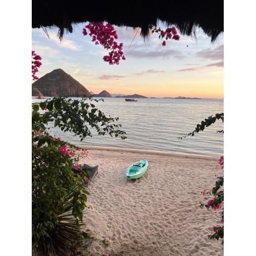 Waecicu Eden Beach Hotel