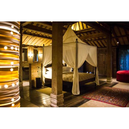 Wahyu wonderful 3Bd villa with huge garden and large pool