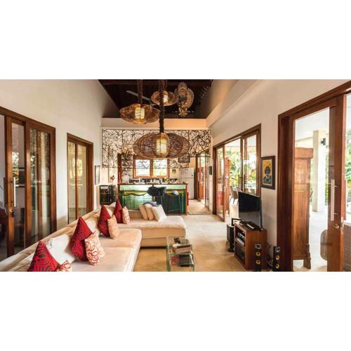 Wake up to the Sea of Bali Beachfront luxury plus