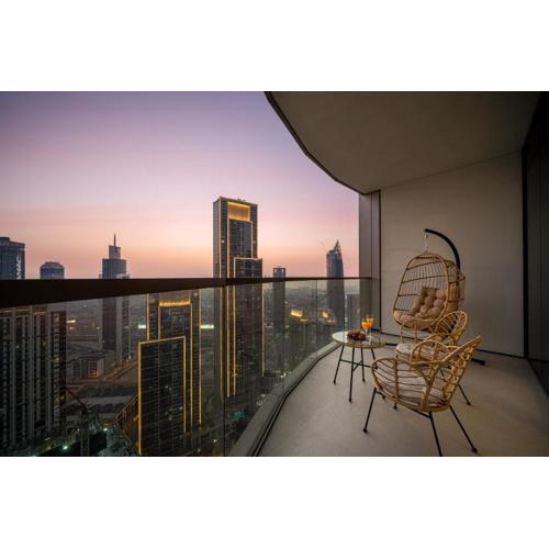 Wanderhaus- Elegant 2BR Apartment Downtown Dubai