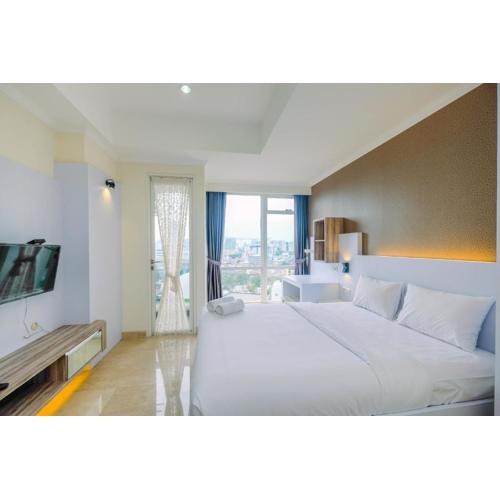 Warm and Cozy Studio at Menteng Park Apartment By Travelio