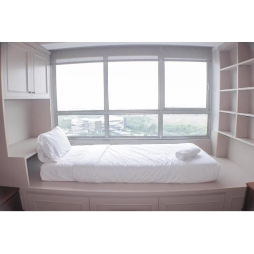 Warm and Cozy Studio at Springlake Summarecon Apartment By Travelio