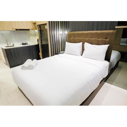 Warm Studio with Access to Mall at Anderson Supermall Mansion Apartment By Travelio