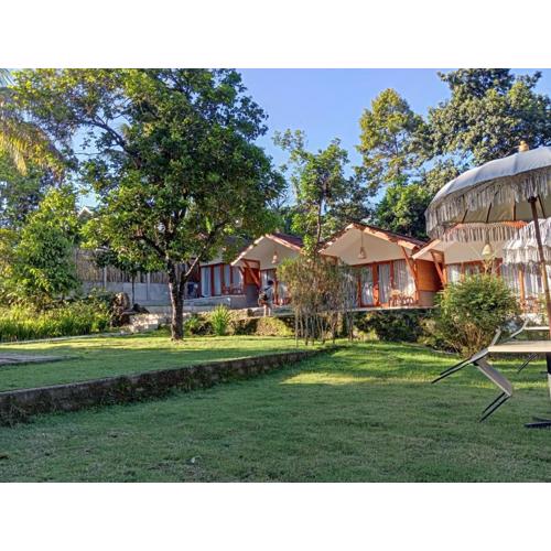 Waroeng Senaru cottage