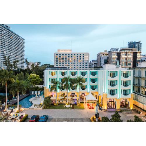 Wave Hotel Pattaya