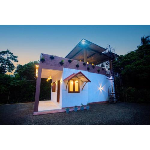 Waveline- Mirissa Surf Retreat